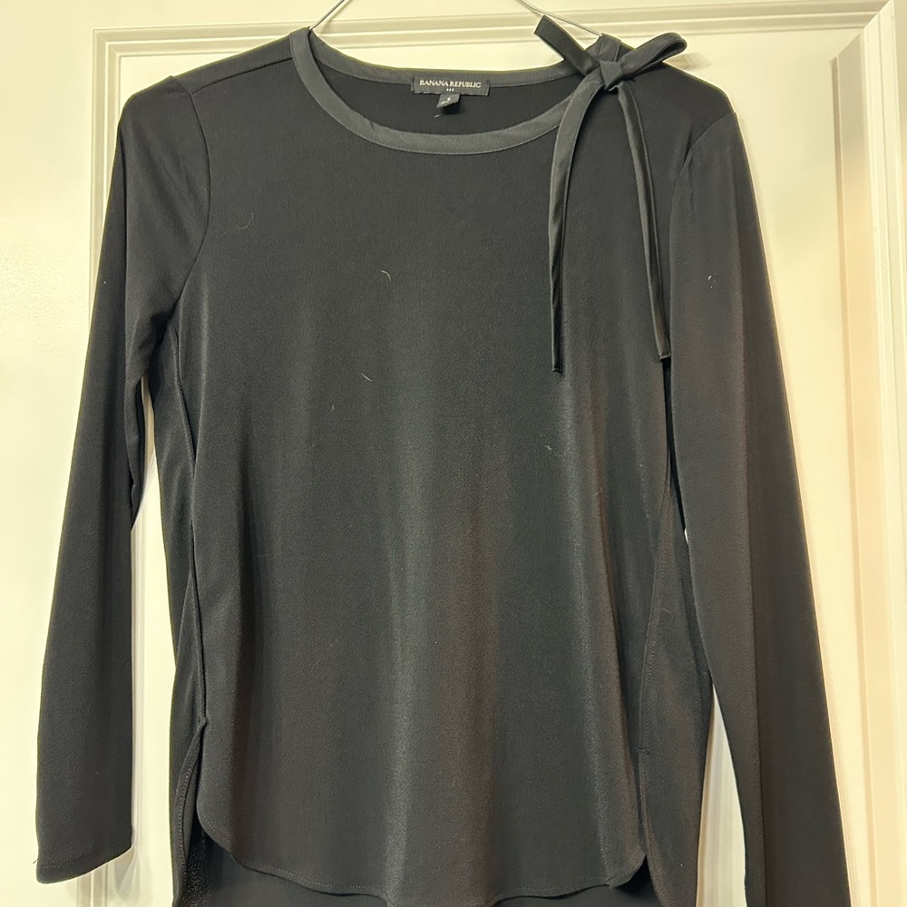 Banana Republic Charcoal Long Sleeve Top with Bow